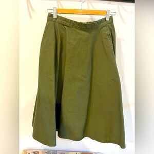 Uniqlo small army green skirt 26-27